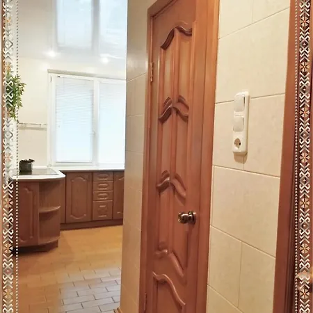 3-Х Комнатная Квартира. Apartament Mińsk